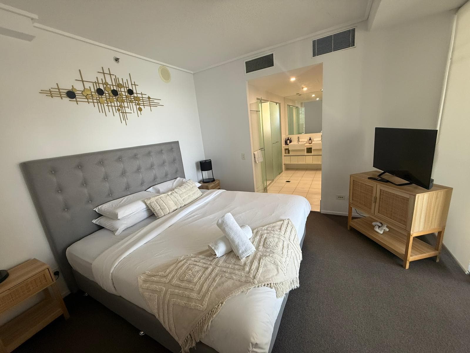 Master bedroom with ensuite turned over by Ventumm Cleaning in Brisbane